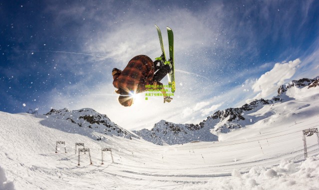 绿茵场上的父子对决，一句你长得不像我，你太丑了引爆足坛舆论风暴